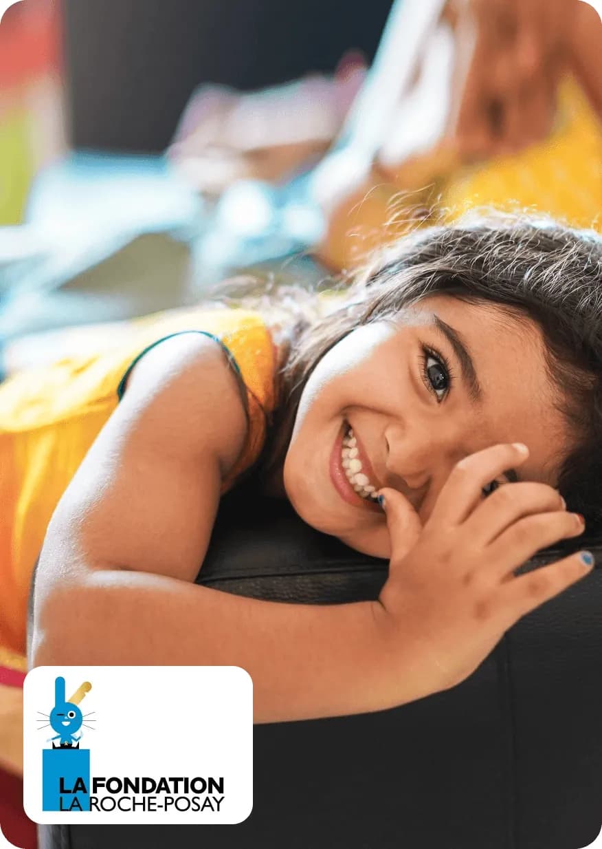 Fondation La Roche-Posay rewards &funds innovative work by young dermatology researchers across four continents, through its annual awards and grants.